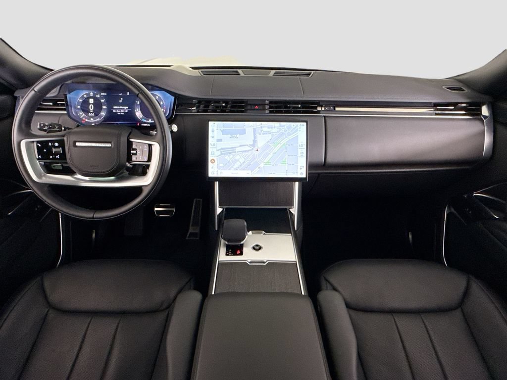 Used 2025 Land Rover Range Rover SE AWD/4WD image 9