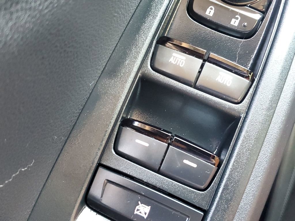 Used 2024 Subaru Crosstrek 2.0i image 31