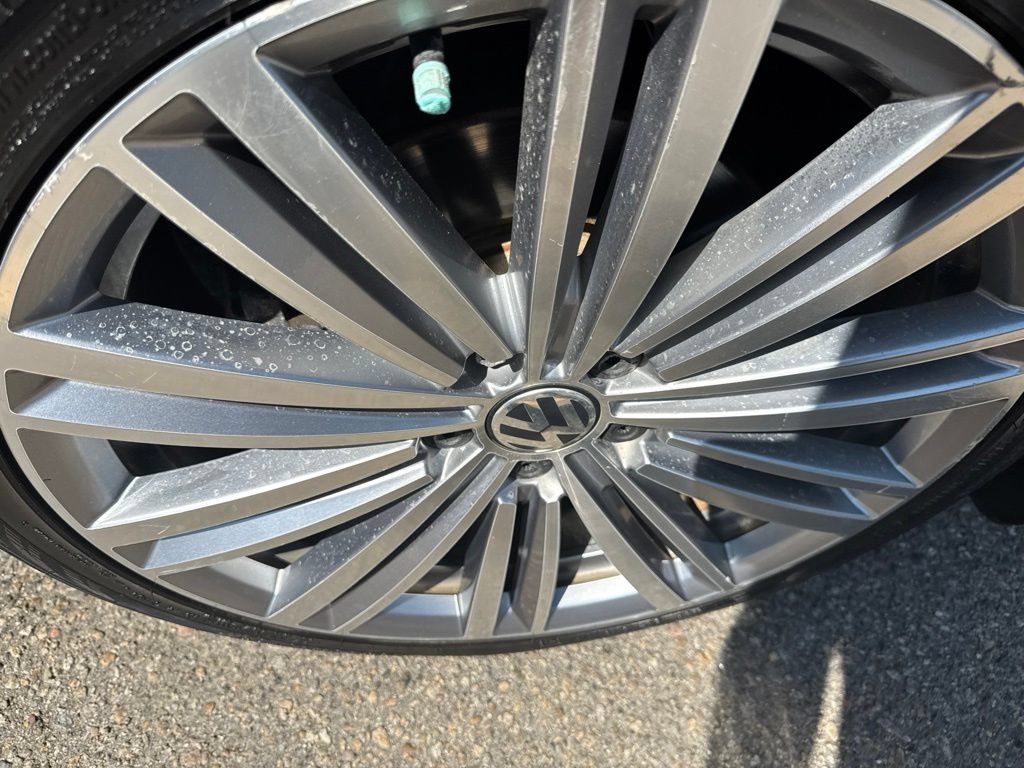 Used 2014 Volkswagen Passat 1.8T Sport FWD image 2