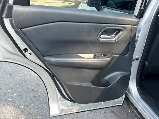 Used 2025 Nissan Rogue SV AWD/4WD image 26