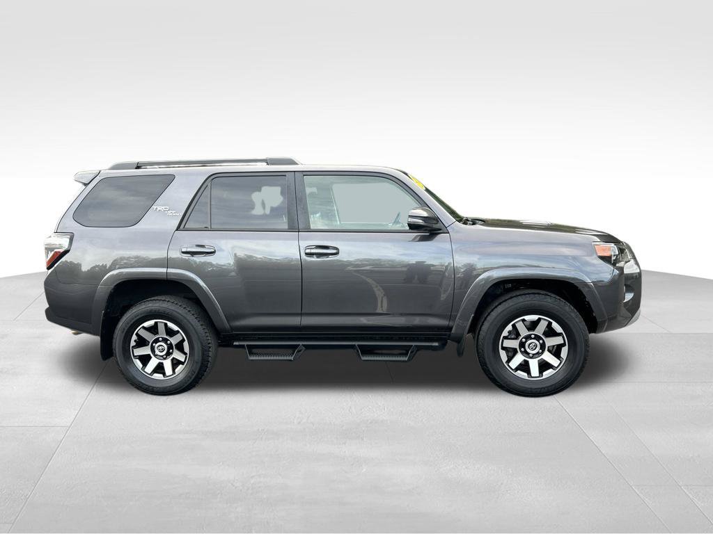 Used 2020 Toyota 4Runner TRD Off-Road Premium w/ Moonroof Package AWD/4WD image 6