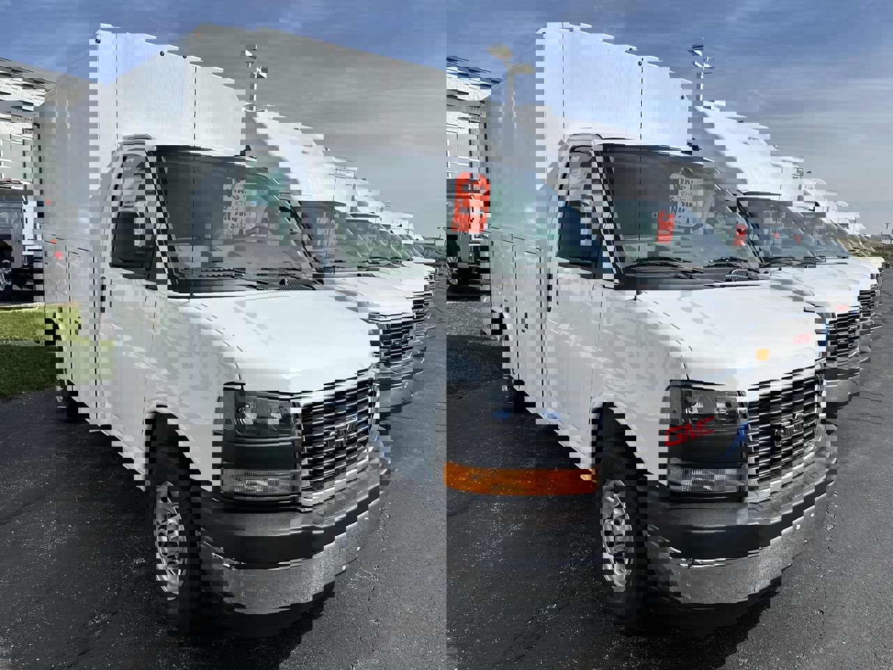 New 2025 GMC Savana 3500 w/ Power Convenience Package