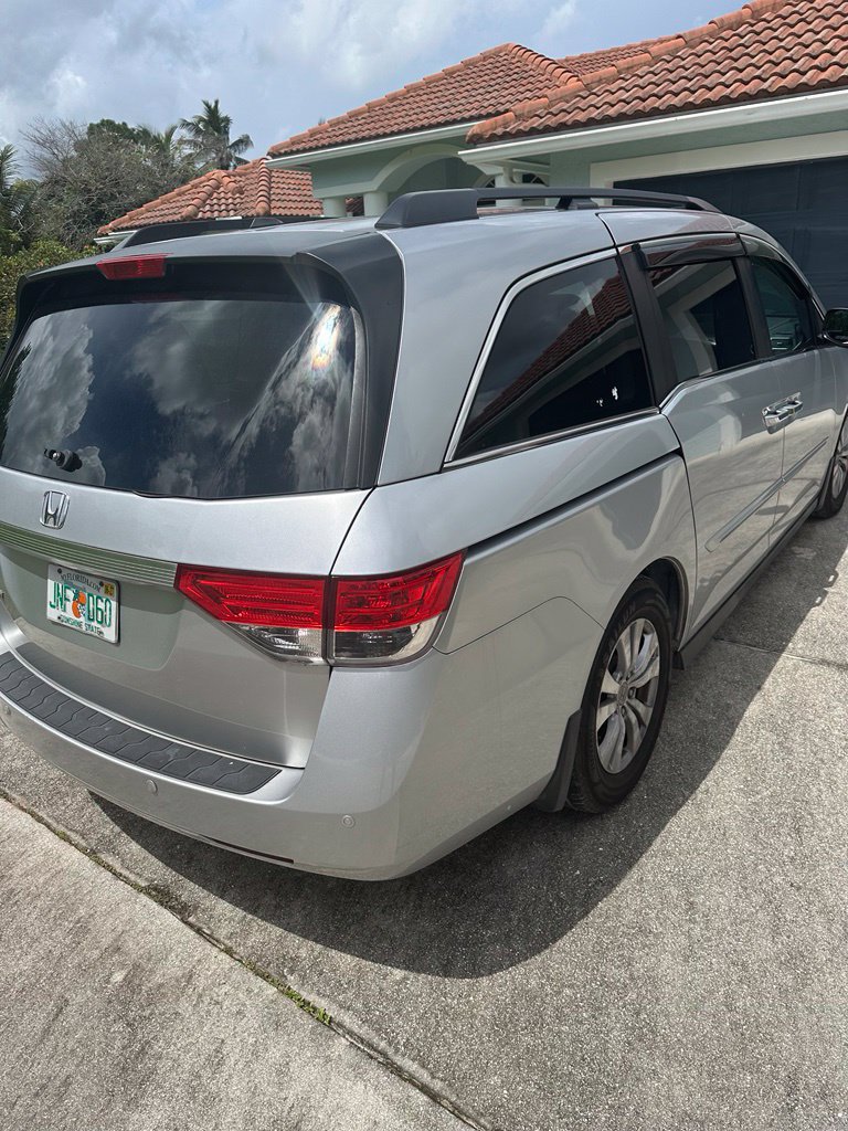 Used 2015 Honda Odyssey EX-L image 11