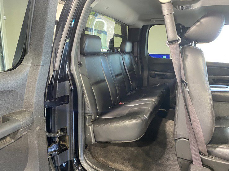 Used 2010 Chevrolet Silverado 2500 LTZ w/ LTZ Plus Package image 14