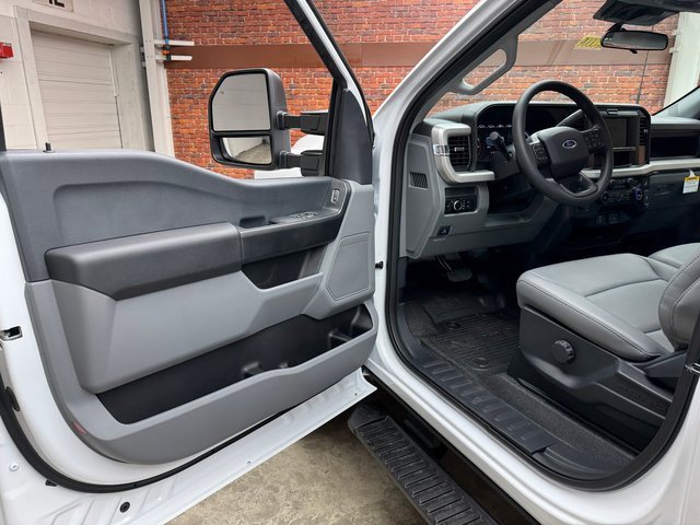 New 2026 Ford F250 XL image 9