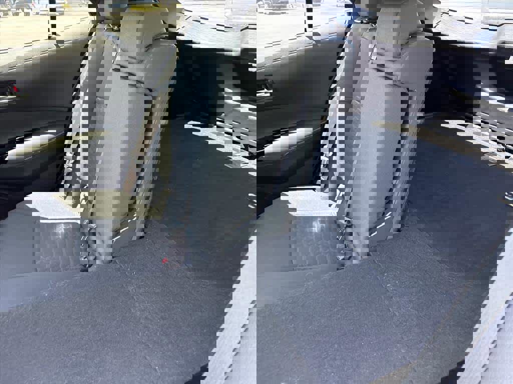 Used 2019 Toyota Corolla SE FWD image 9