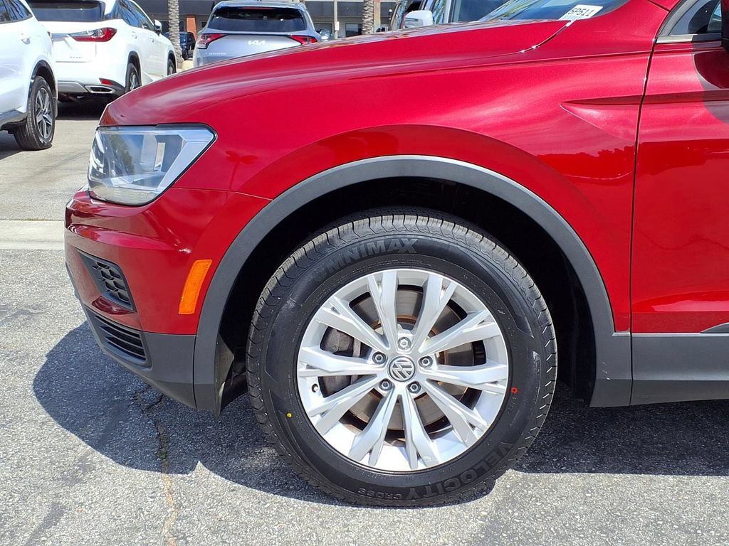 Used 2018 Volkswagen Tiguan S FWD image 13