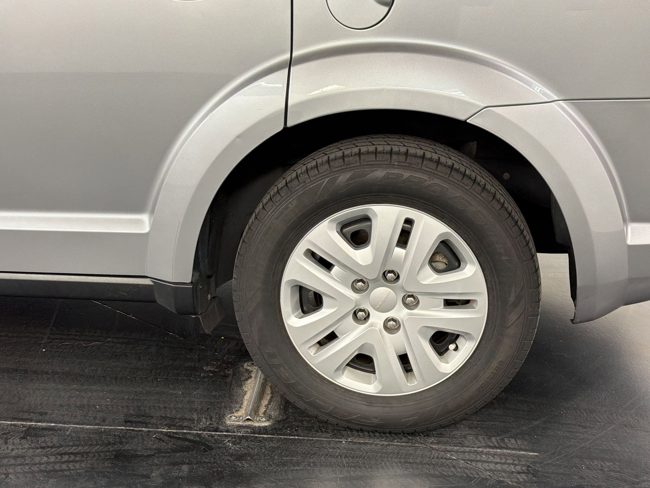 Used 2016 Dodge Journey SE w/ Flexible Seating Group image 26