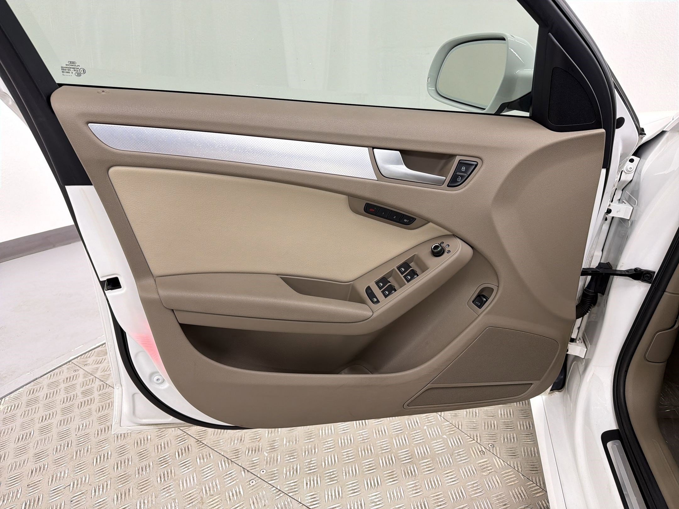 Used 2012 Audi A4 2.0T Premium Plus image 12