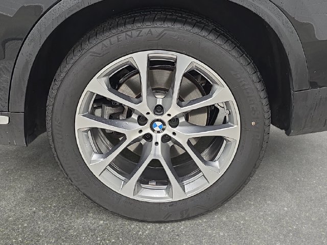 Certified 2025 BMW X5 xDrive40i w/ Premium Package AWD/4WD image 28