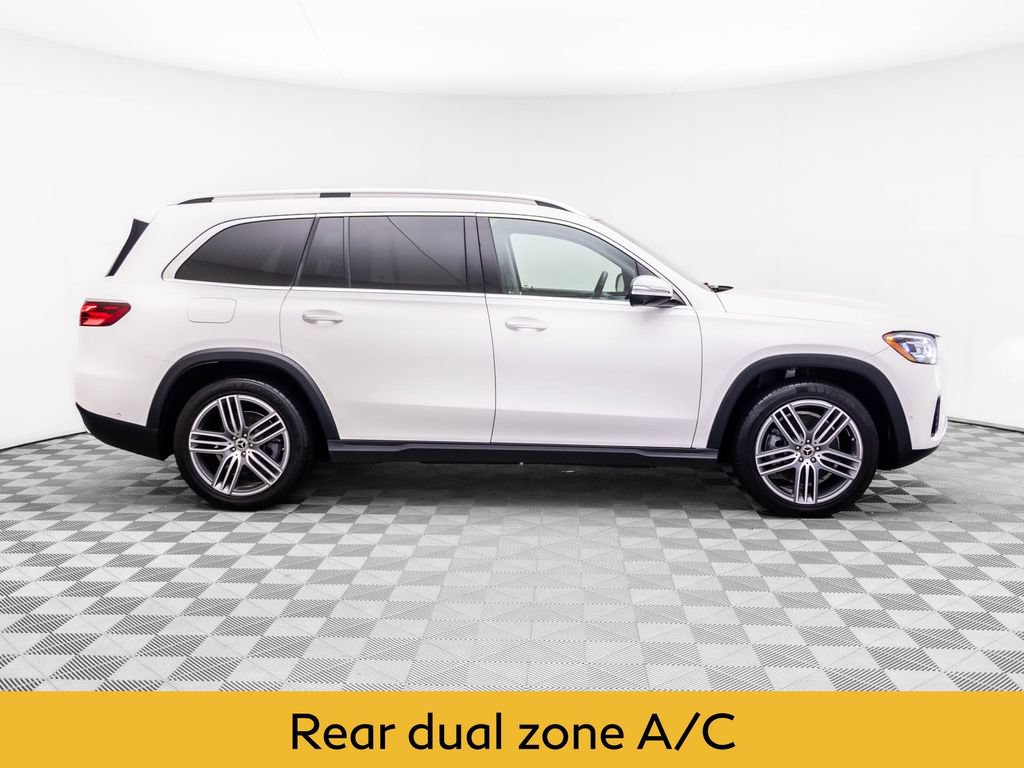 Used 2024 Mercedes-Benz GLS 450 4MATIC image 7