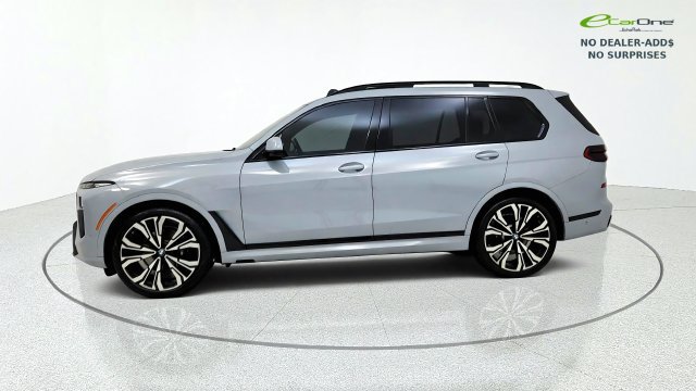 Used 2023 BMW X7 xDrive40i w/ Executive Package AWD/4WD image 5