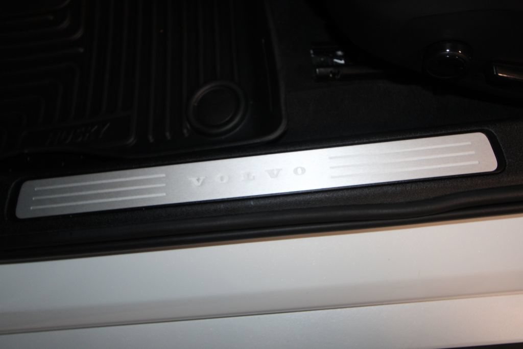 Used 2024 Volvo S60 B5 Plus AWD/4WD image 7