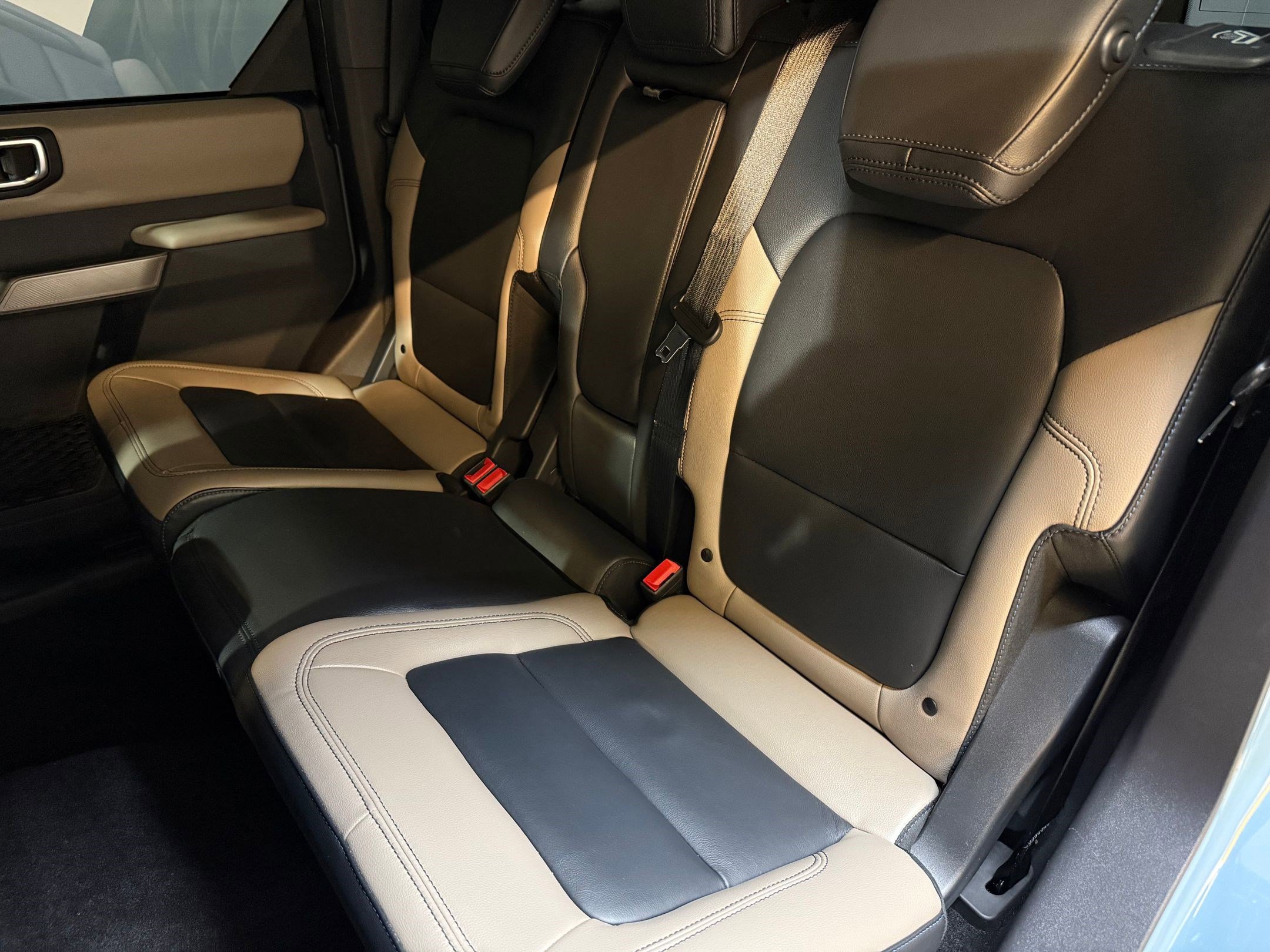 Used 2023 Ford Bronco Wildtrak image 44