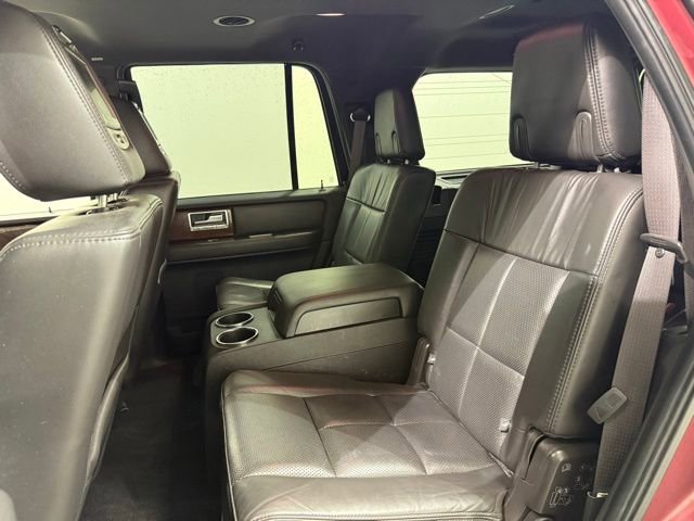 Used 2014 Lincoln Navigator 4WD image 29