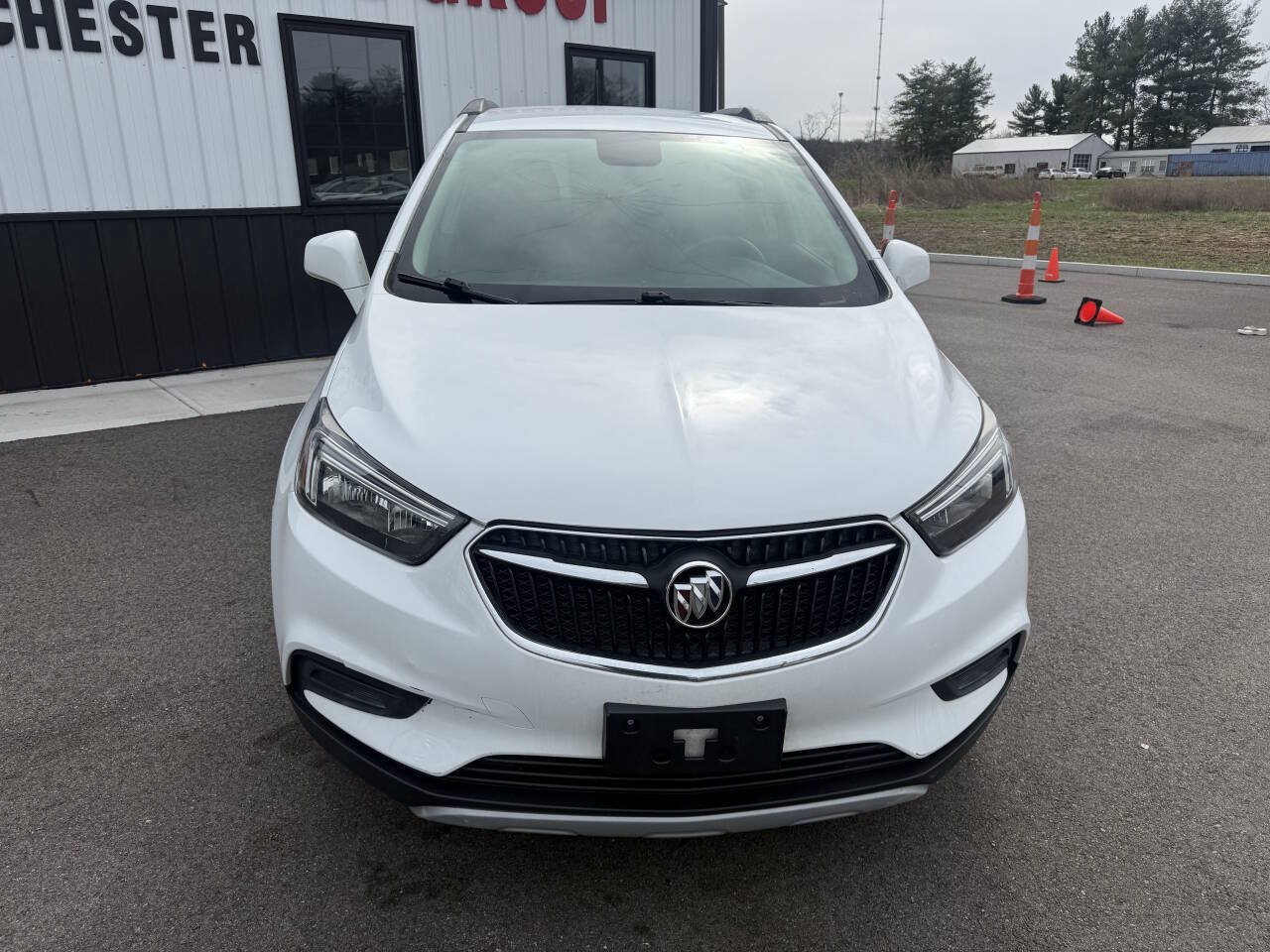 Used 2020 Buick Encore Preferred FWD image 3