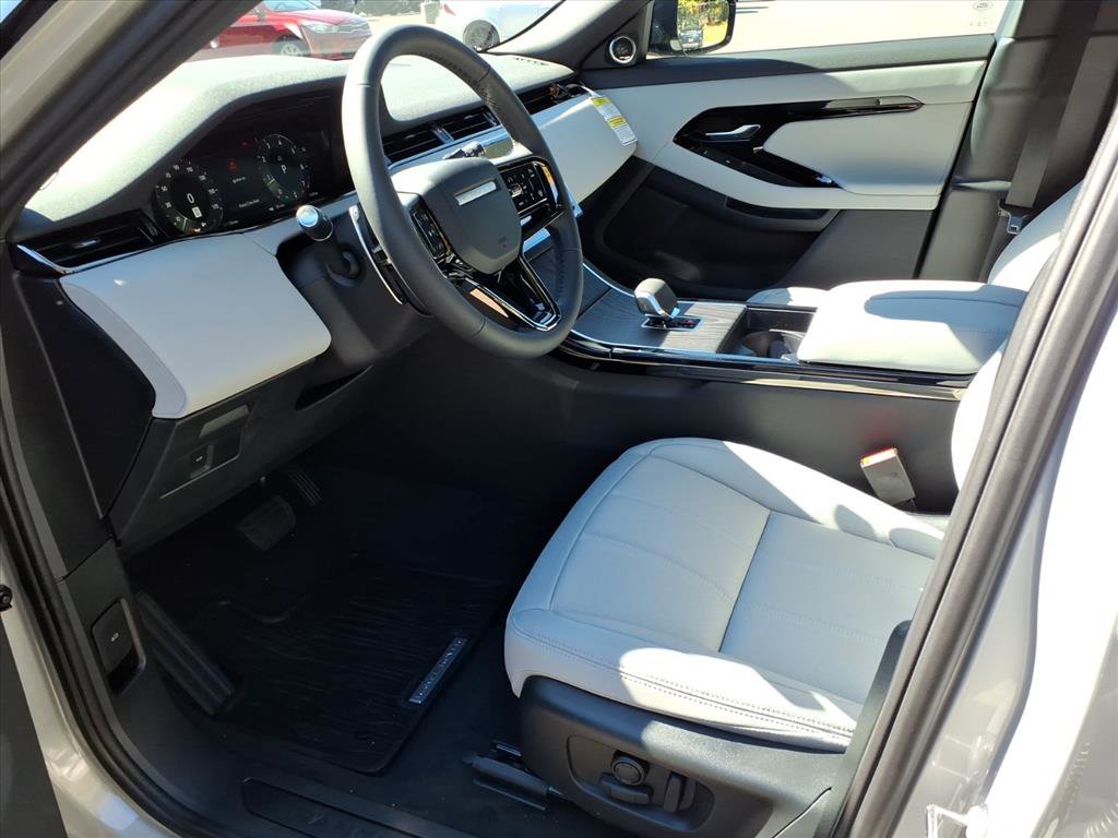 New 2026 Land Rover Range Rover Evoque S AWD/4WD image 17