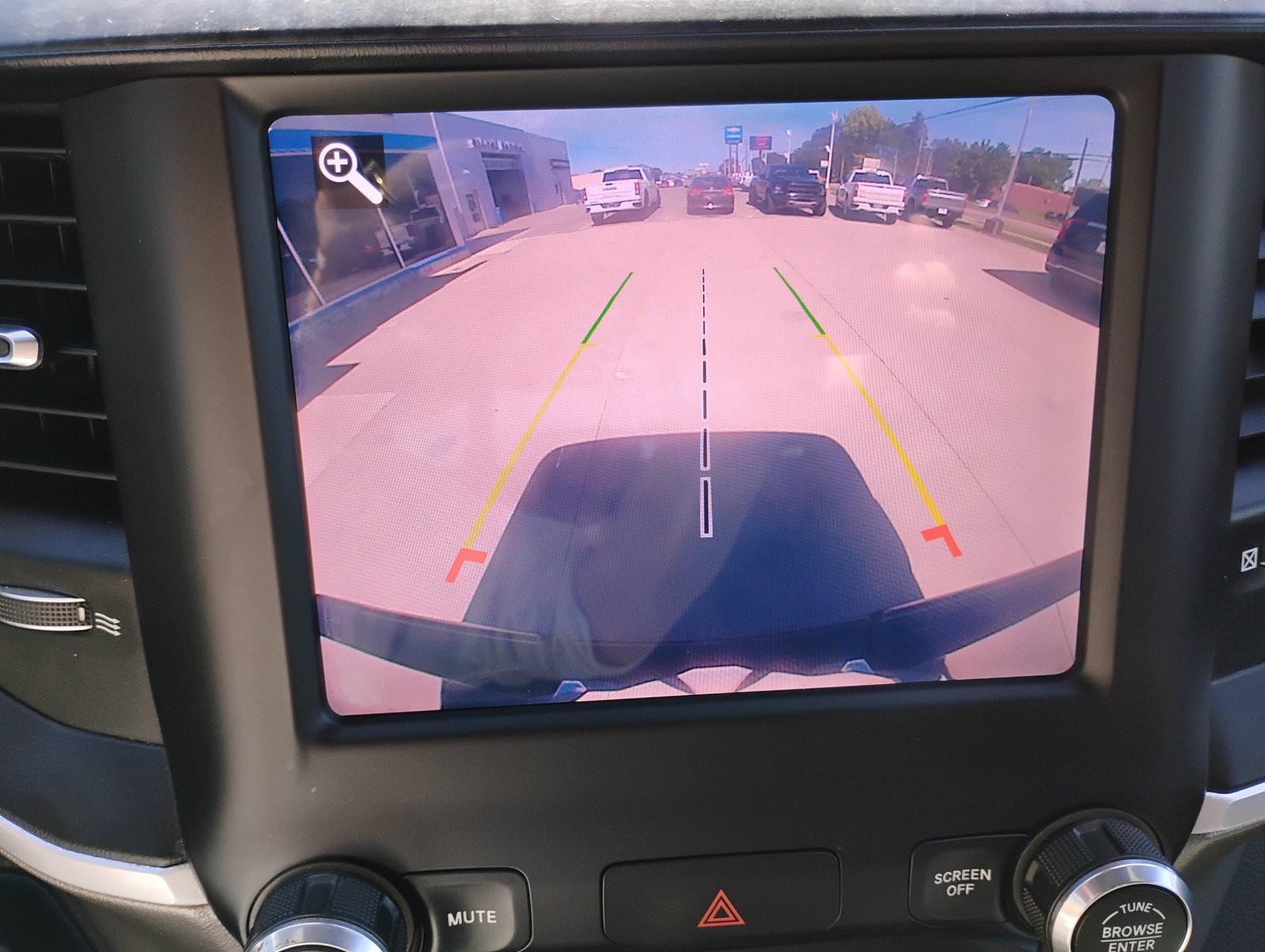 Used 2019 RAM 1500 Big Horn AWD/4WD image 16