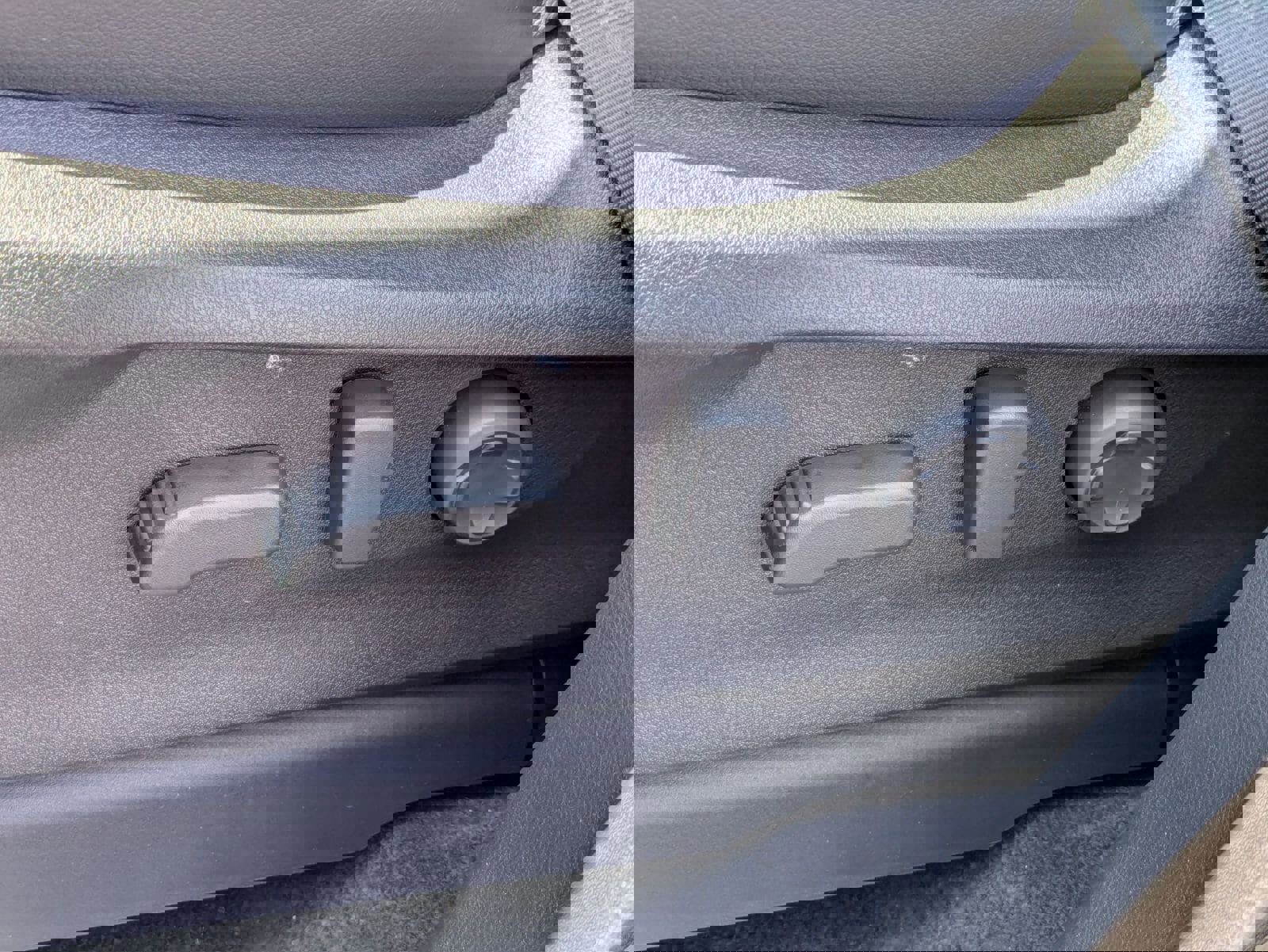 New 2026 Subaru Ascent Limited image 8