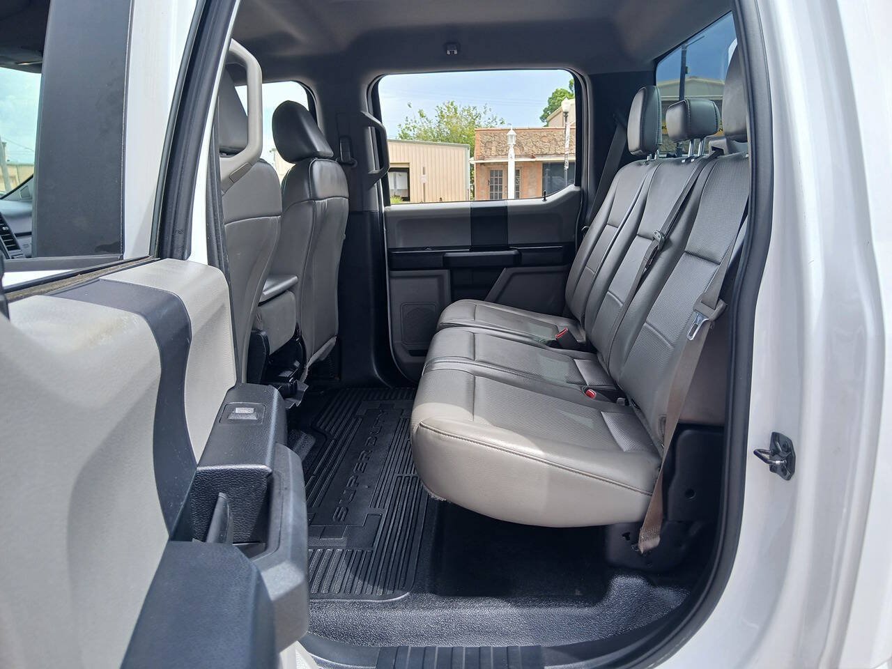 Used 2017 Ford F250 XL w/ Power Equipment Group AWD/4WD image 6