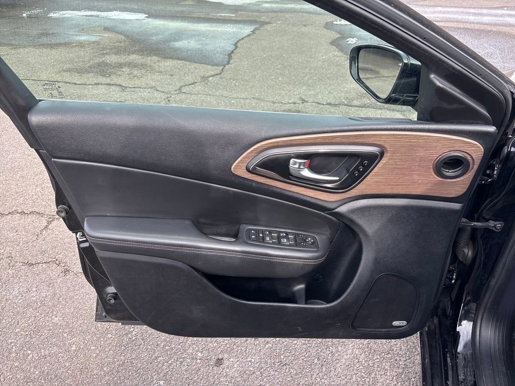 Used 2015 Chrysler 200 C w/ Navigation & Sound Group I FWD image 11