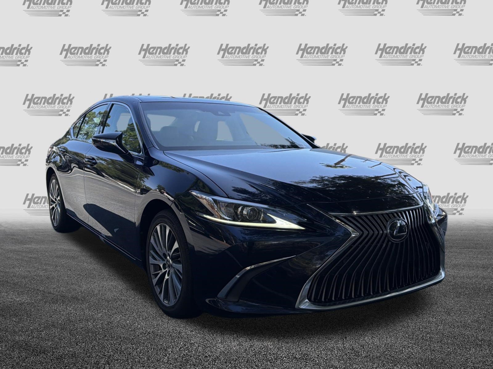 Used 2019 Lexus ES 350 w/ Premium Package FWD image 2