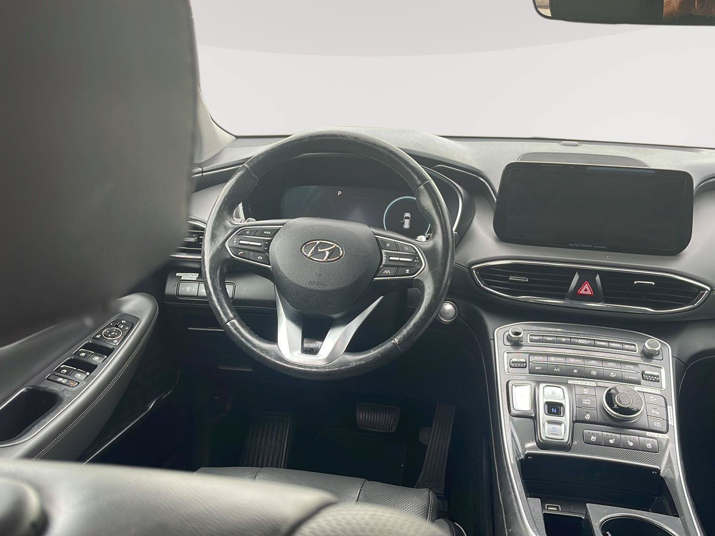 Used 2021 Hyundai Santa Fe Limited AWD/4WD image 16