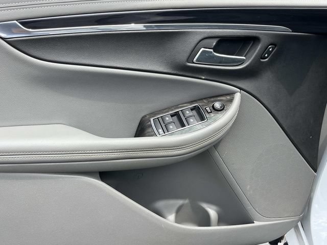 Used 2014 Chevrolet Impala LT w/ Convenience Package FWD image 20