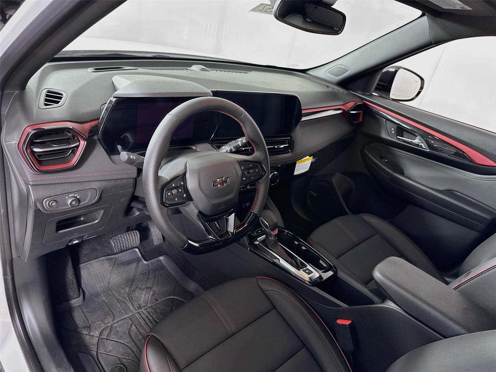 New 2026 Chevrolet TrailBlazer RS w/ Convenience Package AWD/4WD image 3