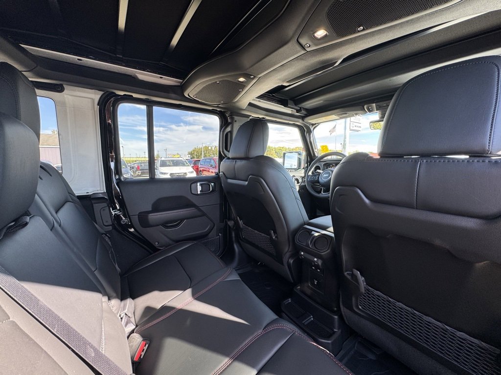New 2026 Jeep Wrangler Unlimited Rubicon image 12