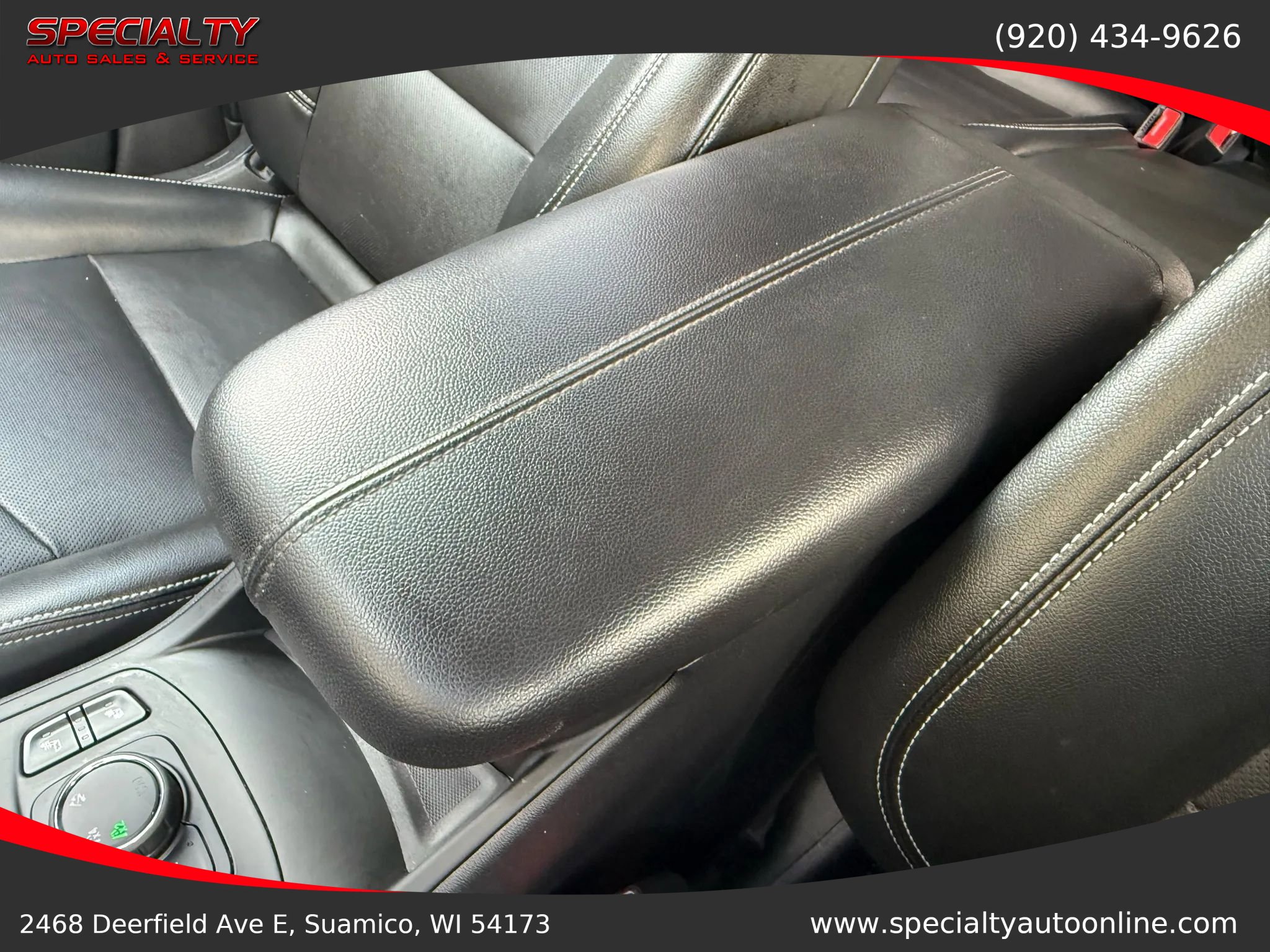 Used 2022 GMC Terrain SLT w/ Tech Package image 25