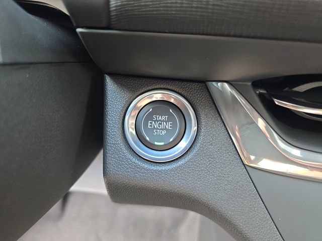 New 2026 Buick Envista Sport Touring FWD image 26
