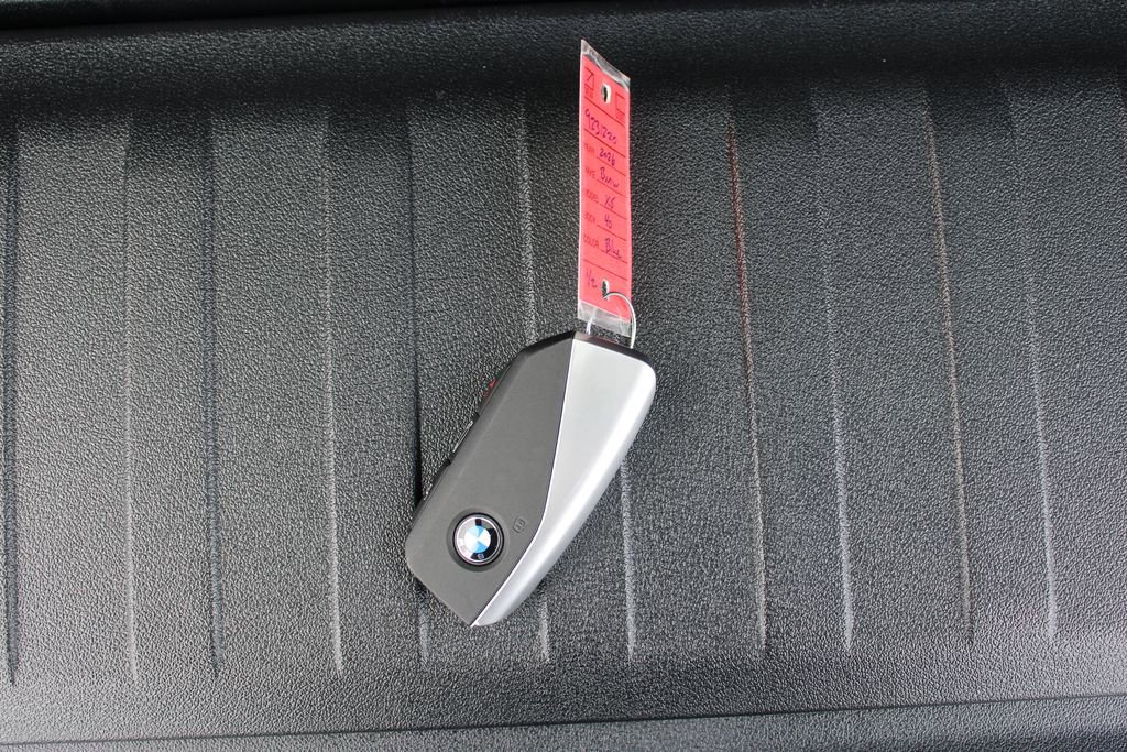 New 2026 BMW X5 xDrive40i w/ M Sport Package image 33