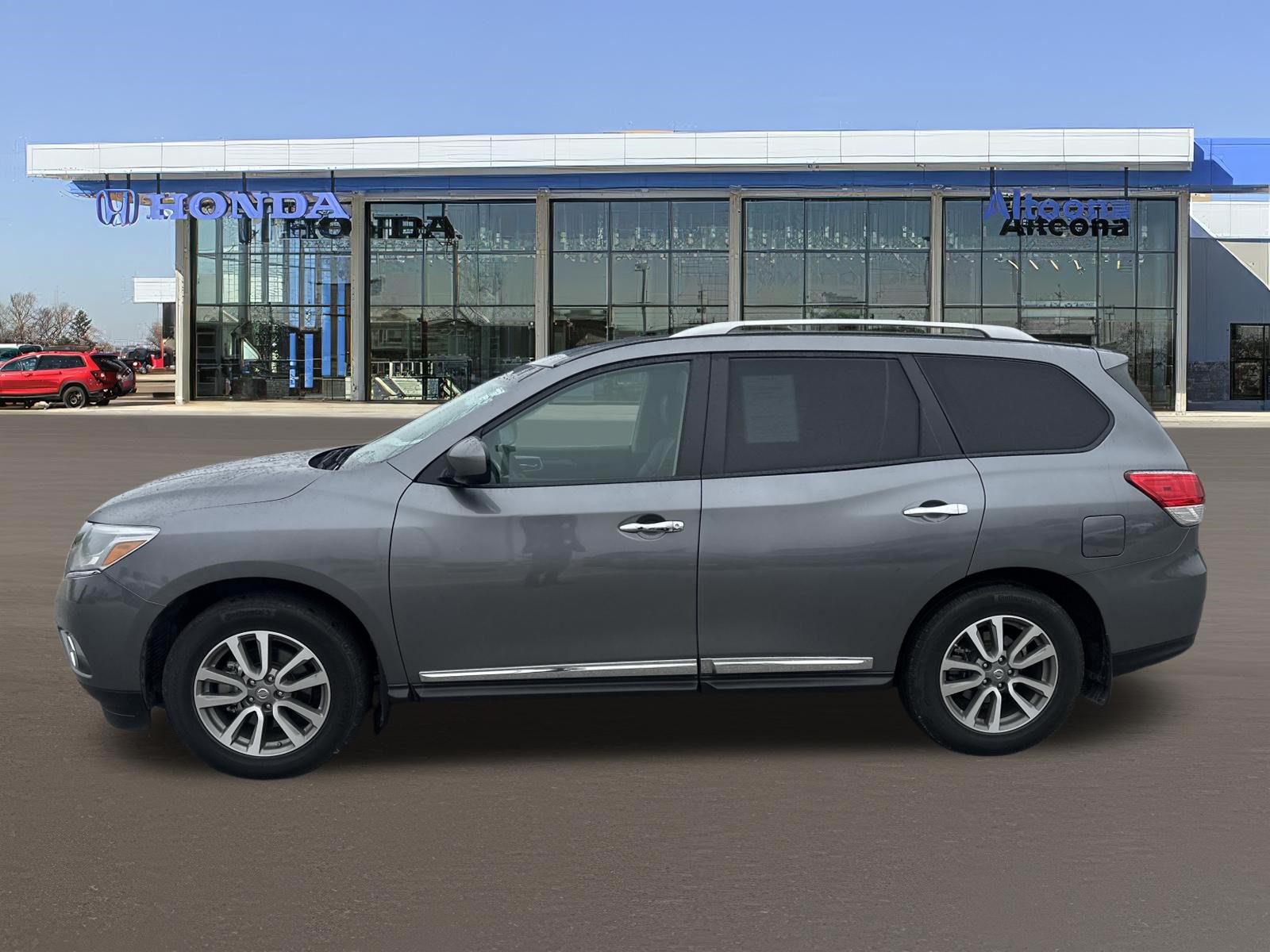 Used 2016 Nissan Pathfinder SL w/ SL Premium Package AWD/4WD image 2