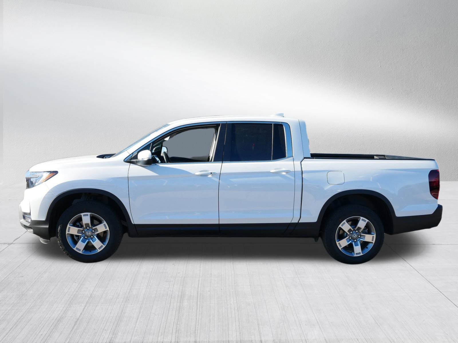 Certified 2025 Honda Ridgeline RTL image 4
