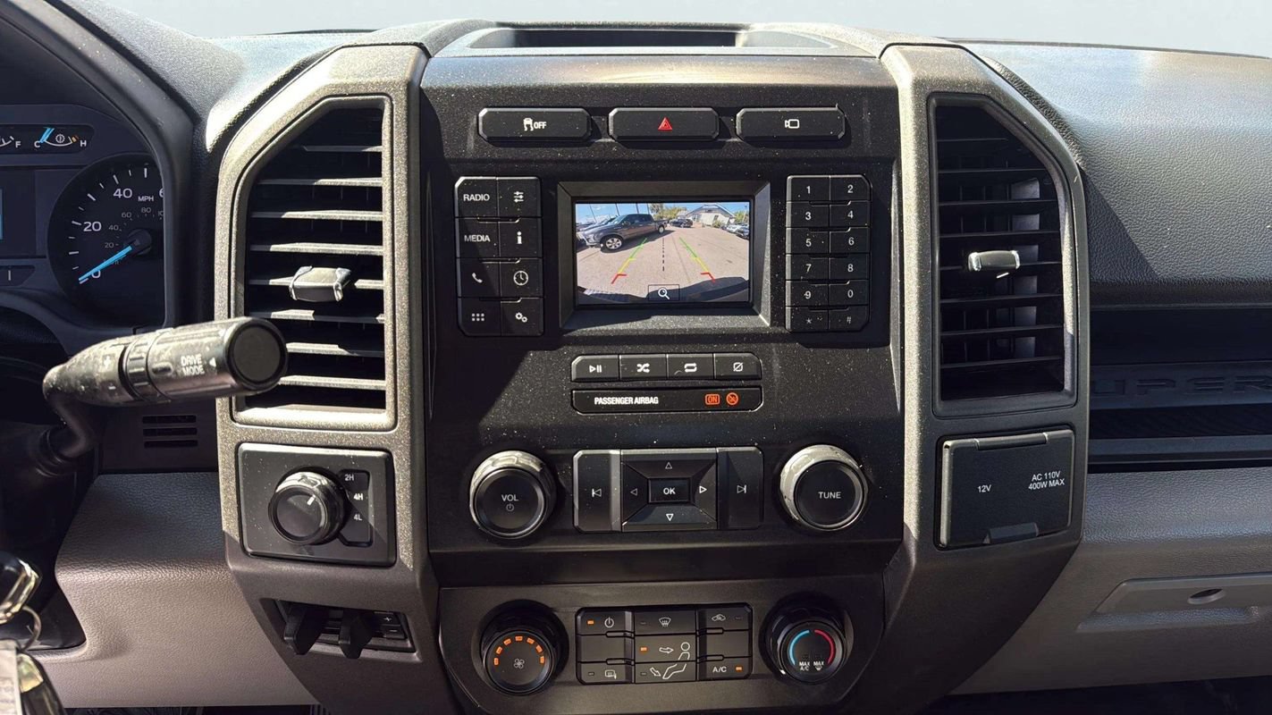 Used 2022 Ford F250 XL w/ Power Equipment Group AWD/4WD image 11
