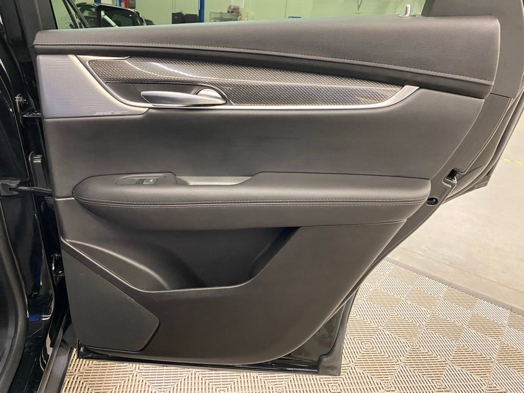 Used 2023 Cadillac XT5 Sportv image 11