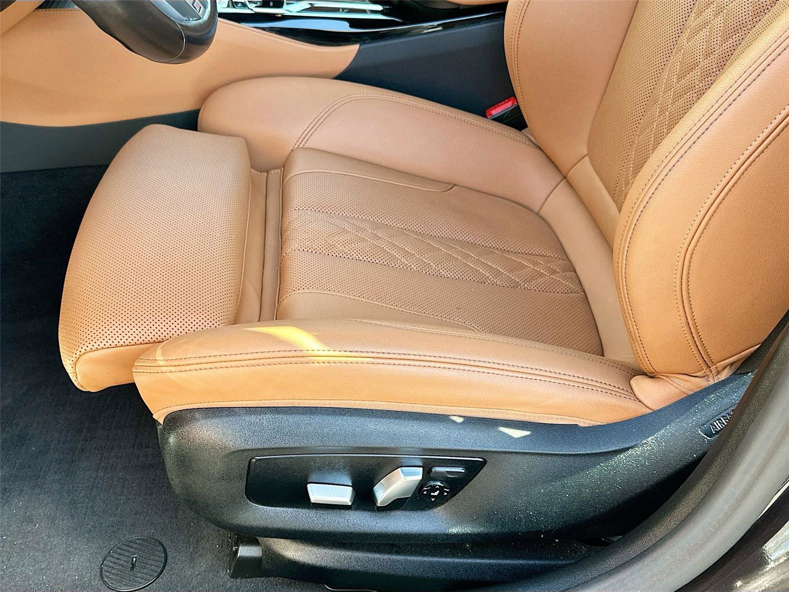 Used 2023 BMW 530i xDrive w/ M Sport Package image 19