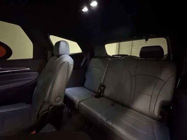 Used 2024 Buick Enclave Essence w/ Sport Touring Edition image 12