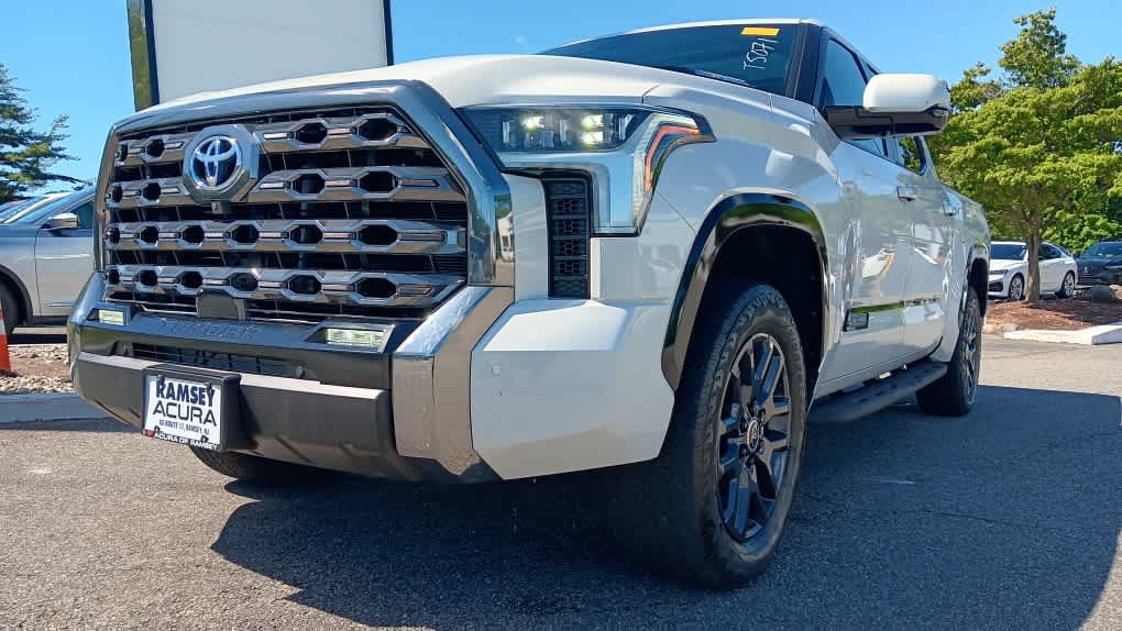 Used 2024 Toyota Tundra Platinum AWD/4WD image 9