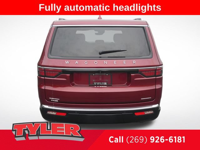 Used 2022 Jeep Wagoneer Series III w/ Premium Group I AWD/4WD image 7