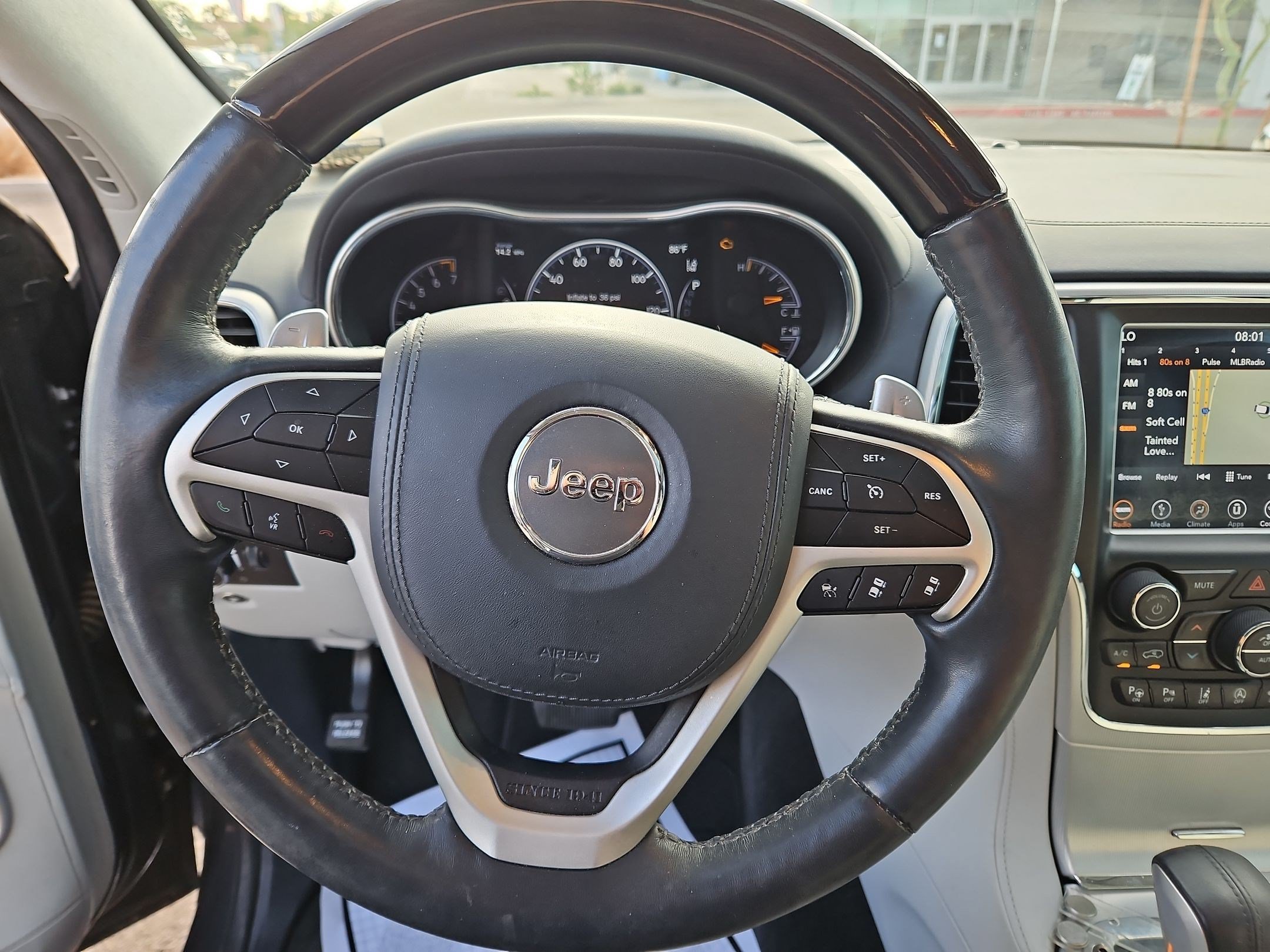 Used 2018 Jeep Grand Cherokee Summit AWD/4WD image 16