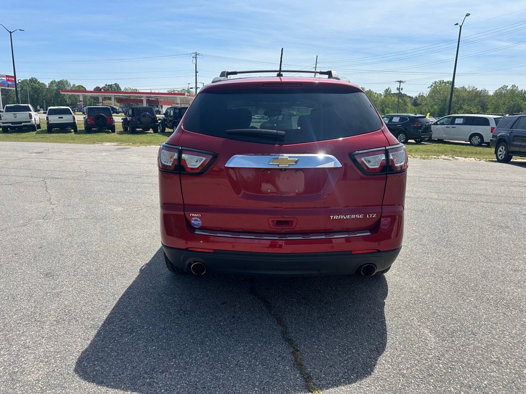 Used 2014 Chevrolet Traverse LTZ image 4