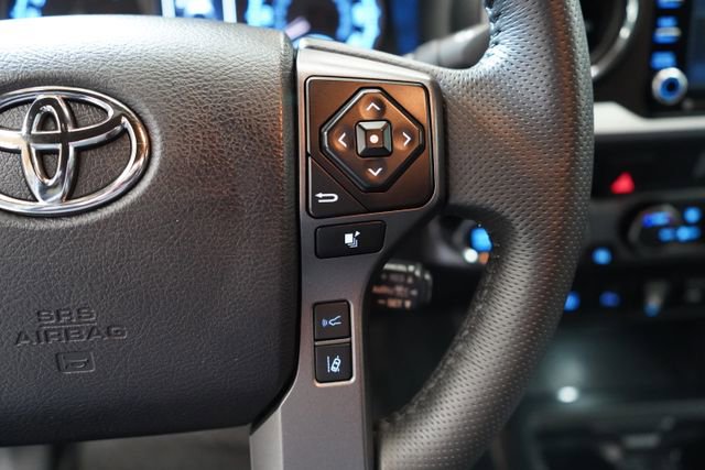 Used 2023 Toyota Tacoma TRD Sport w/ Technology Package AWD/4WD image 19