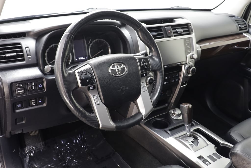 Used 2023 Toyota 4Runner Limited AWD/4WD image 7