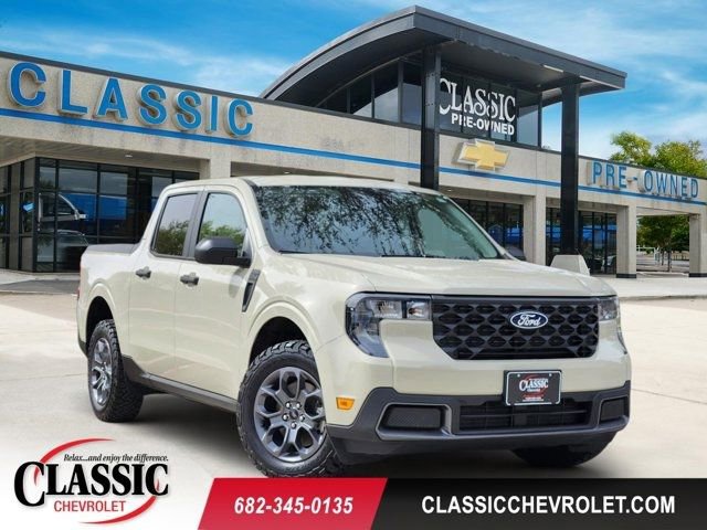 Used 2025 Ford Maverick XLT w/ Equipment Group 301A image 1