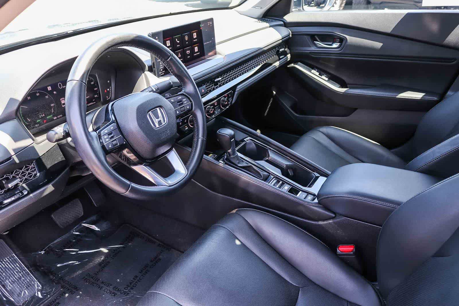 Used 2024 Honda Accord Touring image 17