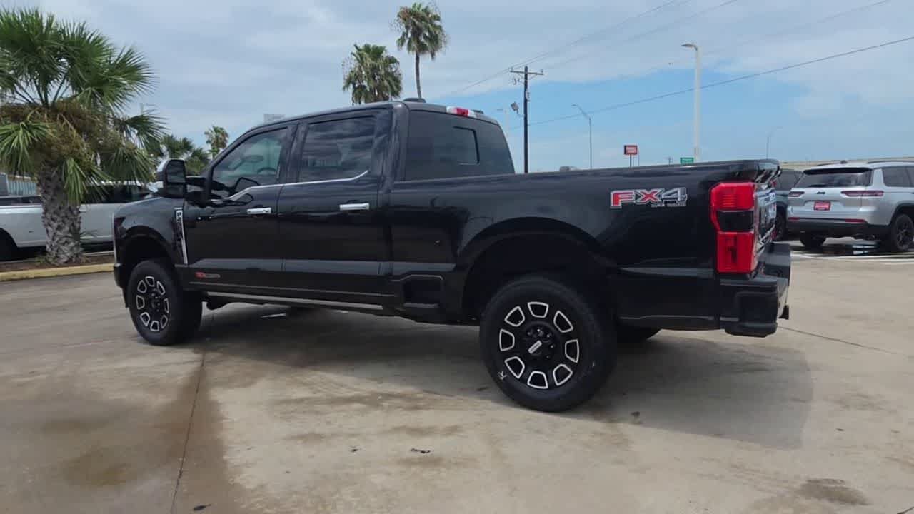 Used 2023 Ford F250 Platinum AWD/4WD image 6