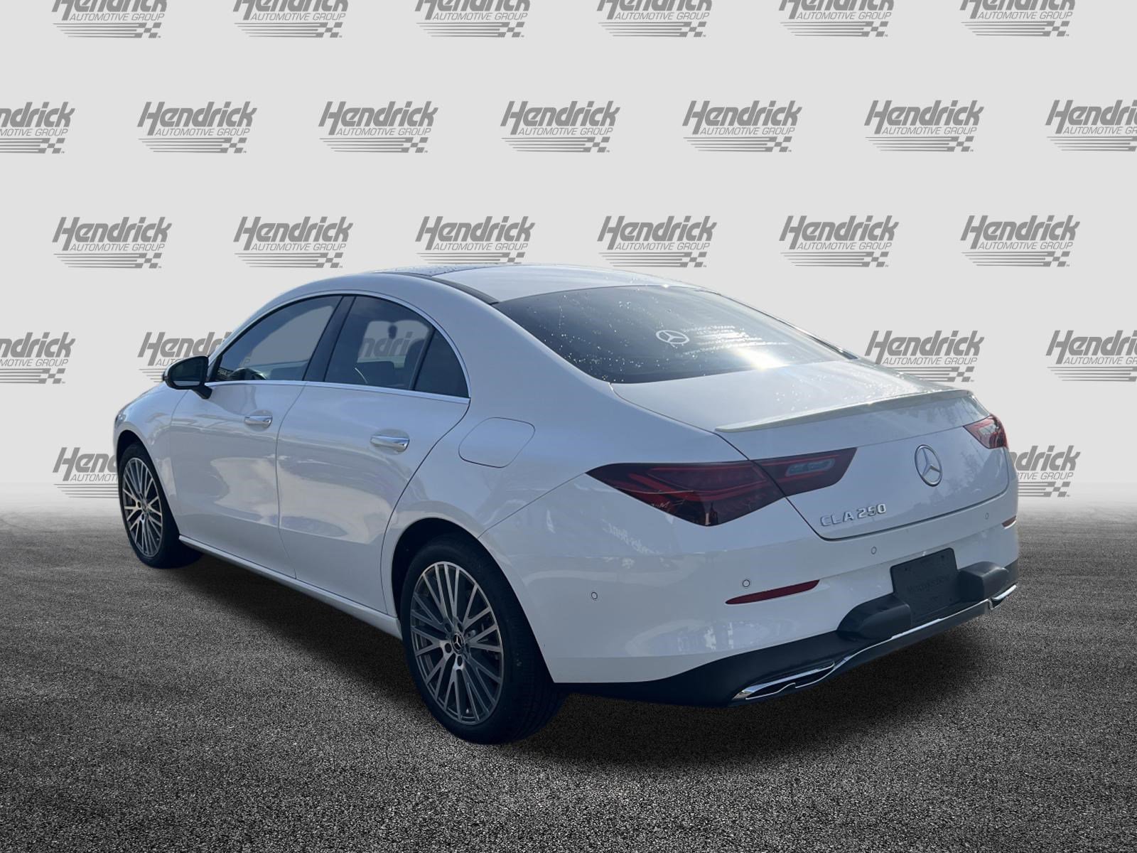 Used 2025 Mercedes-Benz CLA 250 image 8