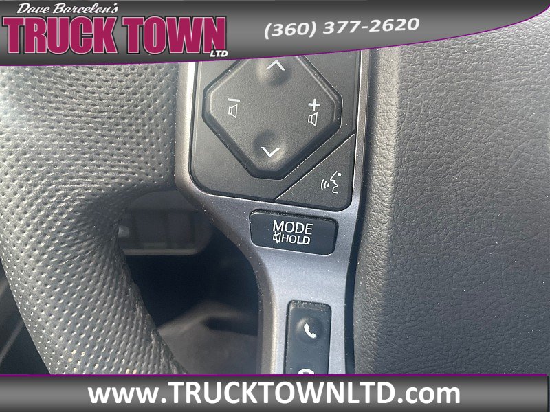 Used 2022 Toyota Tacoma SR5 w/ SR5 Appearance Package (SM) AWD/4WD image 17
